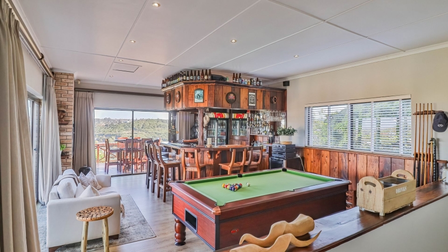 5 Bedroom Property for Sale in Beacon Bay Eastern Cape